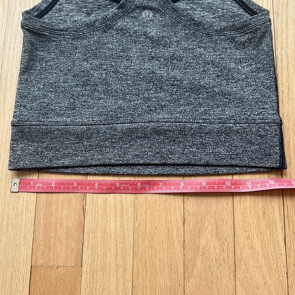 LULULEMON cropped tank - Picture 4 of 8